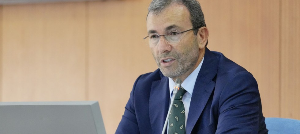 Ahmet Cin’den Öğrencilere 15 Bin TL Destek ve Yeni Spor Sahaları