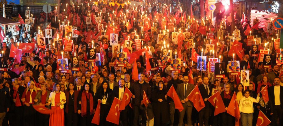 Kartal’da Cumhuriyet’in 102. Yılı Coşkuyla Kutlandı