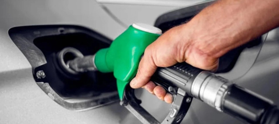 Pompa Şoku! Araç Sahipleri Güne Zamla Uyandı