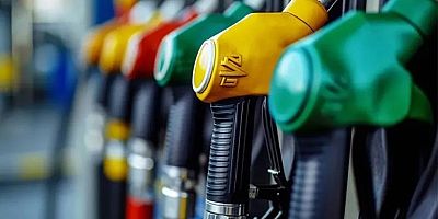 Akaryakıta Sert Zam: Motorin 80 Lirayı Aştı