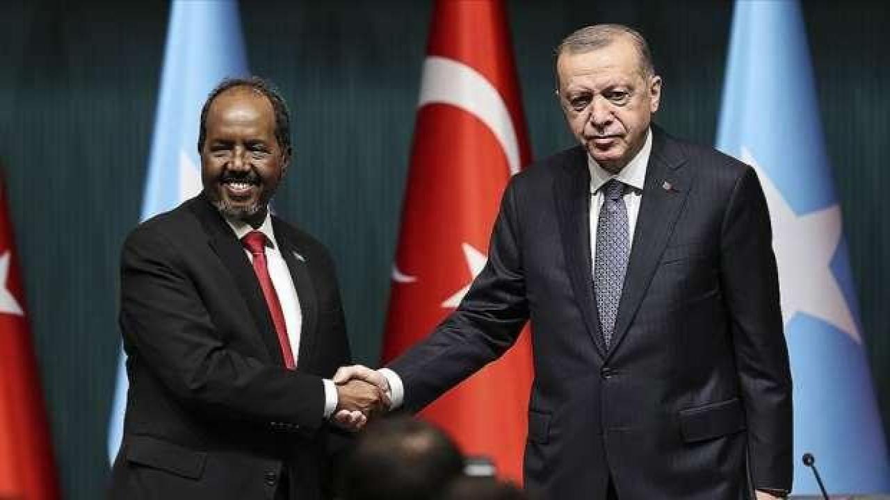 Başkan Erdoğan, Somali Cumhurbaşkanı Hasan Şeyh Mahmud ile telefonda görüştü
