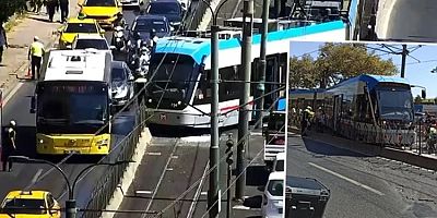 Beyoğlu’nda Tramvay Raydan Çıktı