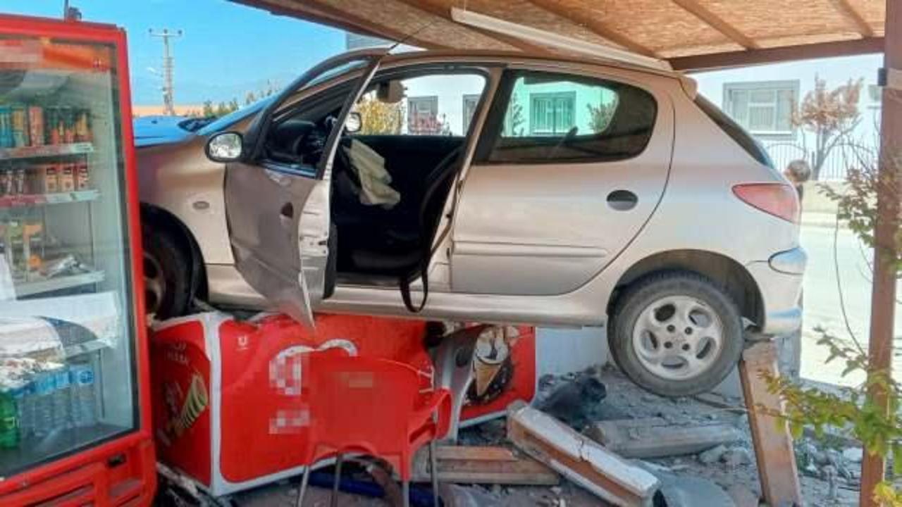 Burdur'da bir garip kaza: Dondurma dolabının üzerine çıktı