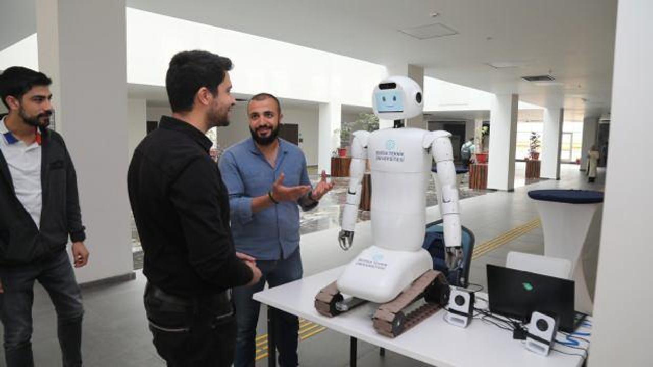 Bursa Teknik Üniversitesi'nin 'Robot Günleri' ilgi gördü