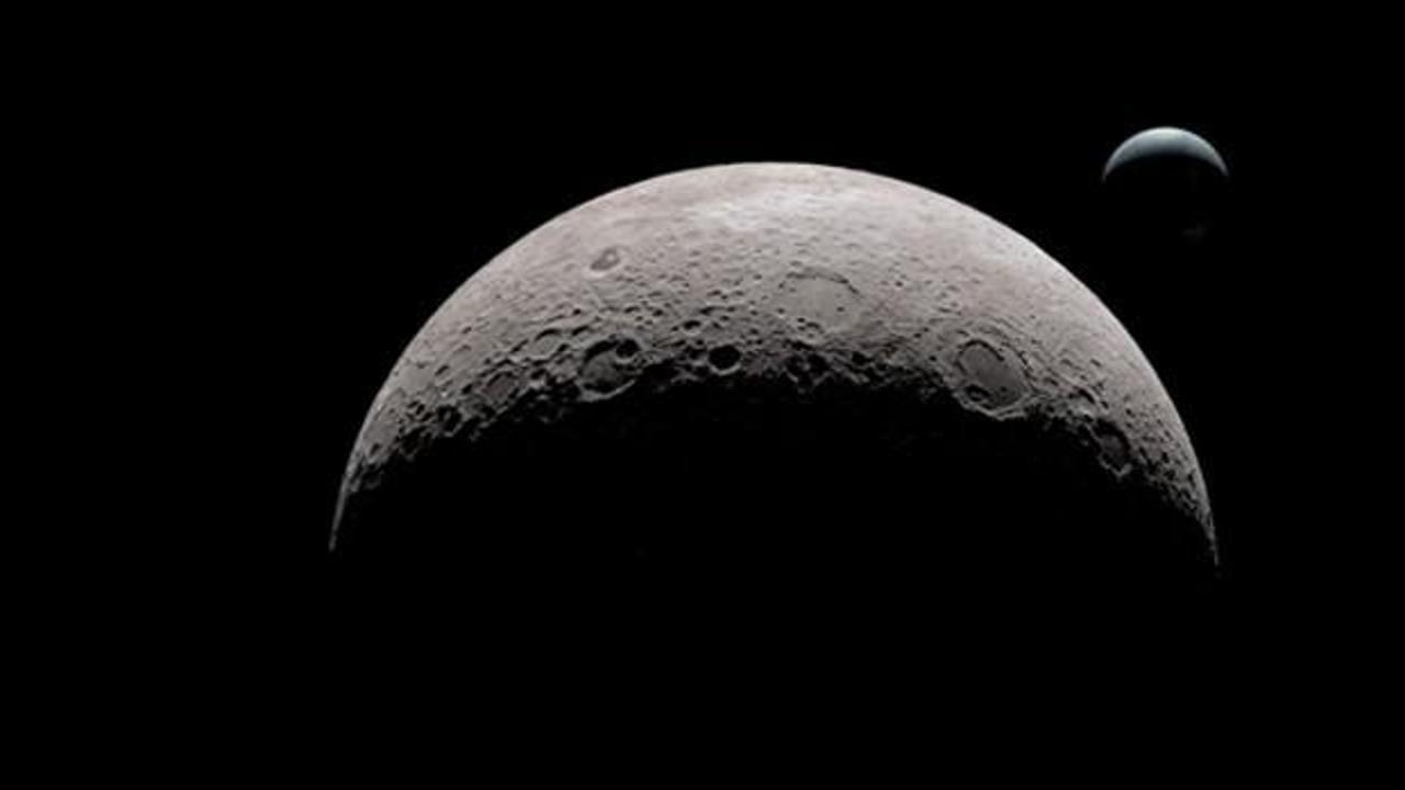 Çin, Ay'ın karanlık yüzüne keşif aracı indirdi!
