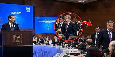 Hakan Fidan Herzog Konuşurken Salonu Terk Etti