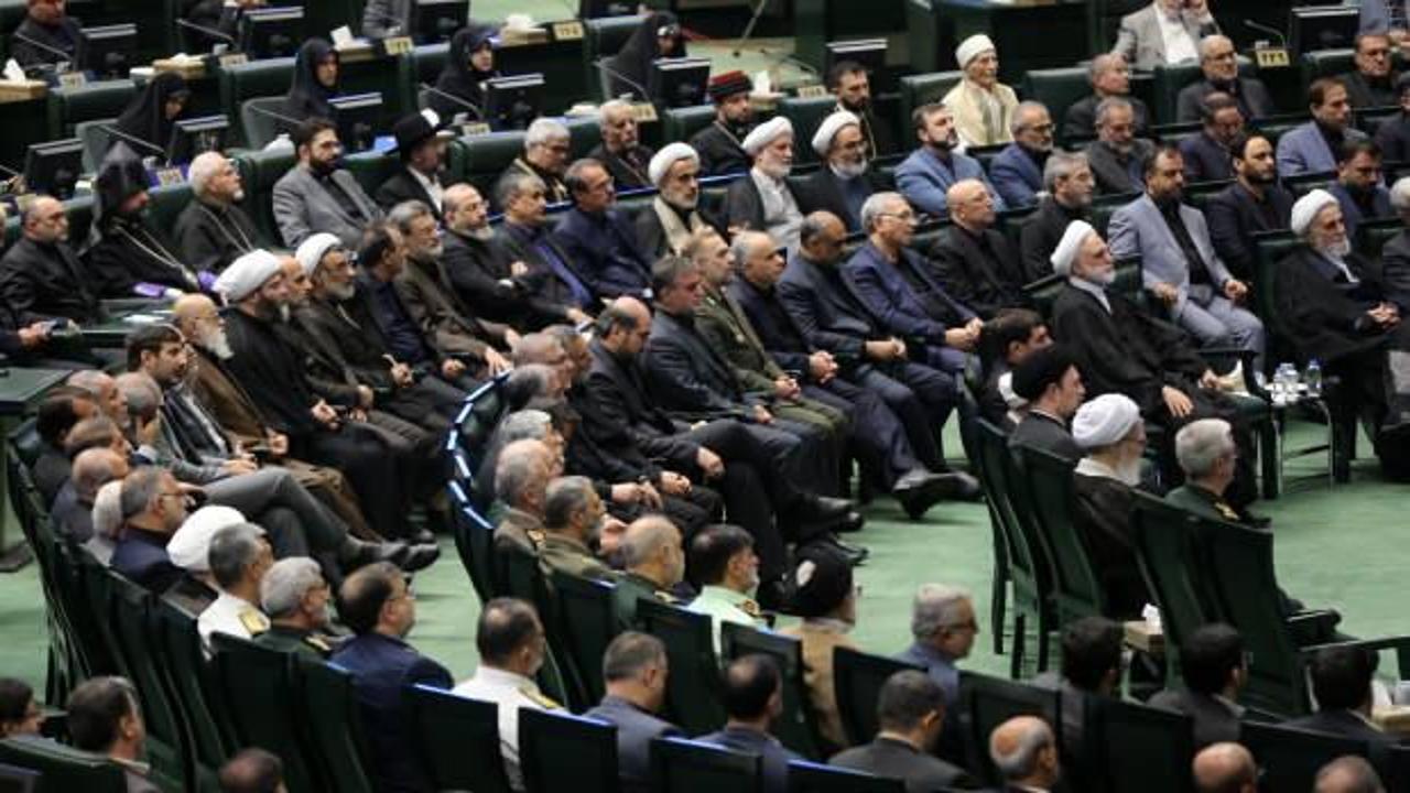 İran'da reformist kanat, cumhurbaşkanı seçiminde yalnızca kendi adaylarını destekleyecek