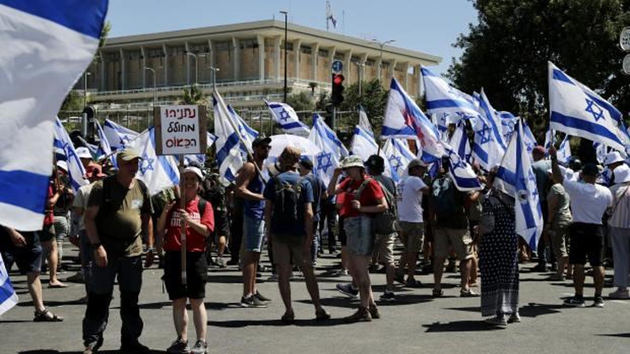 İsrail Meclisi tepki çeken yasayı onayladı