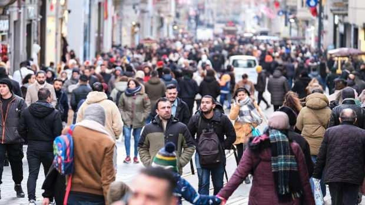 İstanbul ilk 3 ayda 4 milyona yakın turist ağırlado
