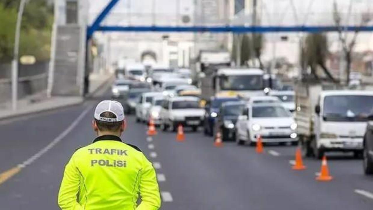 İstanbullular yarına dikkat: Maraton ve bisiklet turu nedeniyle yollar kapalı olacak