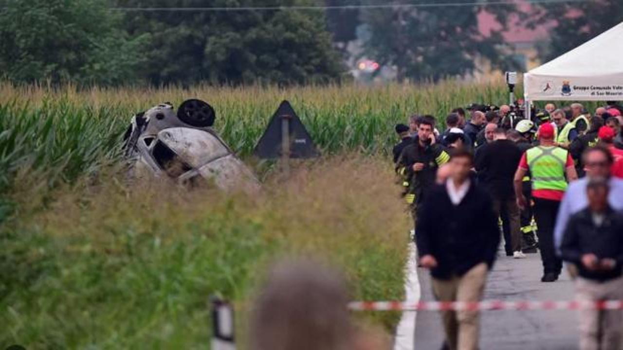 İtalya'da feci kaza: Akrobasi uçağı 5 yaşındaki kızı öldürdü