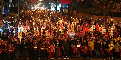 Kartal’da Cumhuriyet Coşkusu Meydanlara Taştı