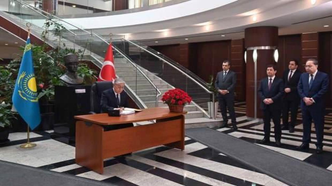 Kazakistan'dan Türkiye'ye 1 milyon dolar gönderme talimatı