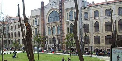 Marmara Üniversitesi'nde skandal final soruları
