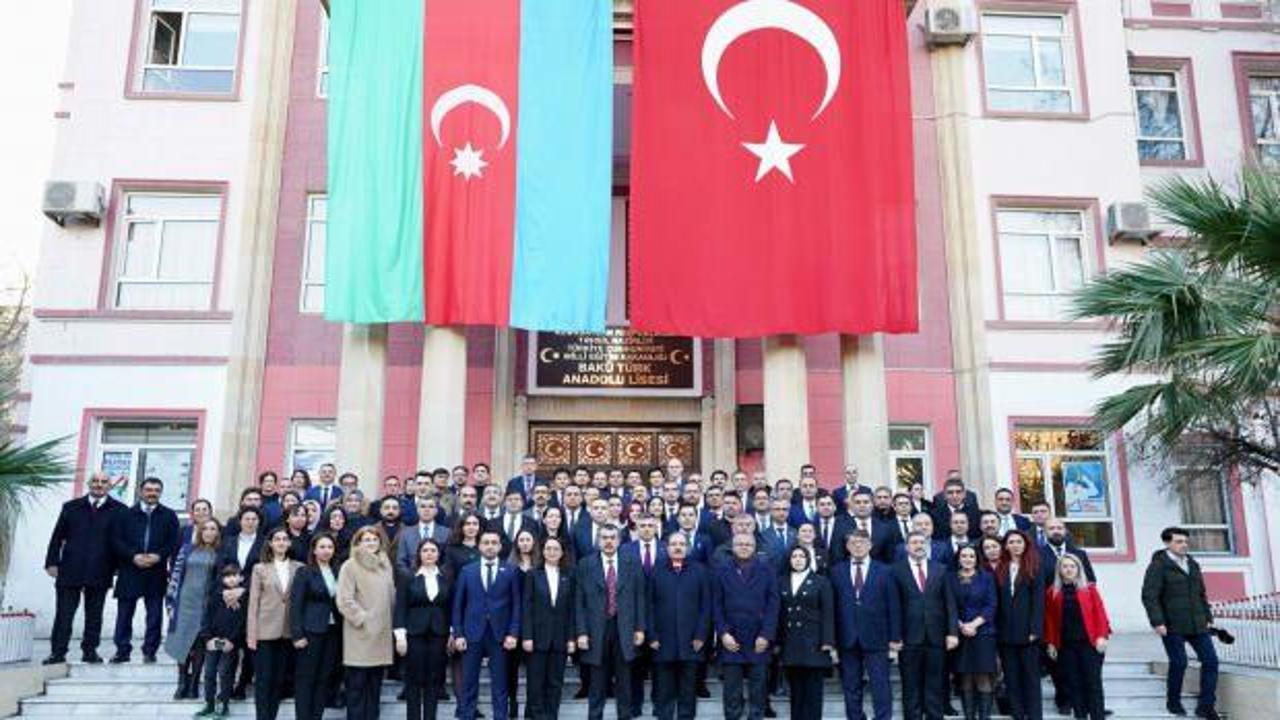 Milli Eğitim Bakanı Tekin’den Bakü'deki Türk okullarına ziyaret
