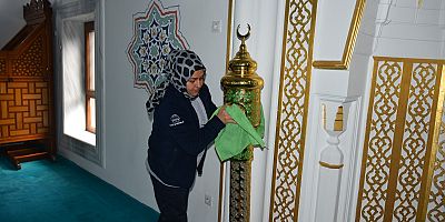 Pendik’te Camiler Ramazan’a Özenle Hazırlandı