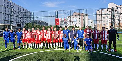 Pendik’te Engelliler Günü İçin Anlamlı Maç