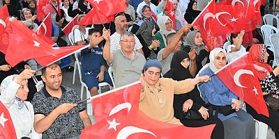 Pendik’te “İrade Bizim, Zafer Bizim” Sloganıyla Muhteşem 15 Temmuz Yürüyüşü