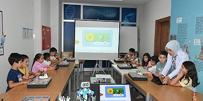 Pendik’te Yaz Bilim Okulu Devam Ediyor