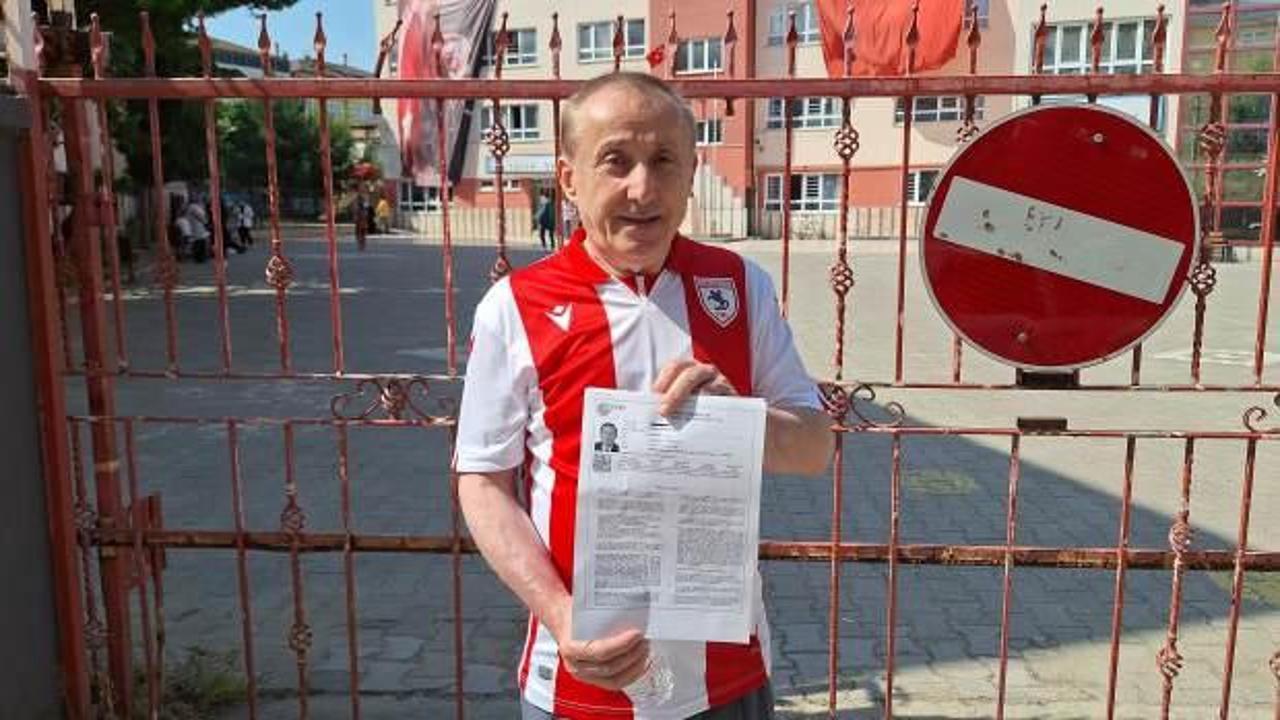 Samsun'da 60 yaşındaki Topçuoğlu, üniversite sınavına 42. kez girdi