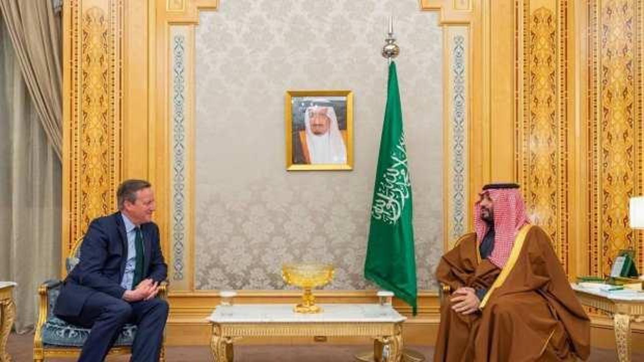 Suudi Arabistan Veliaht Prensi, İngiltere Dışişleri Bakanı ile 