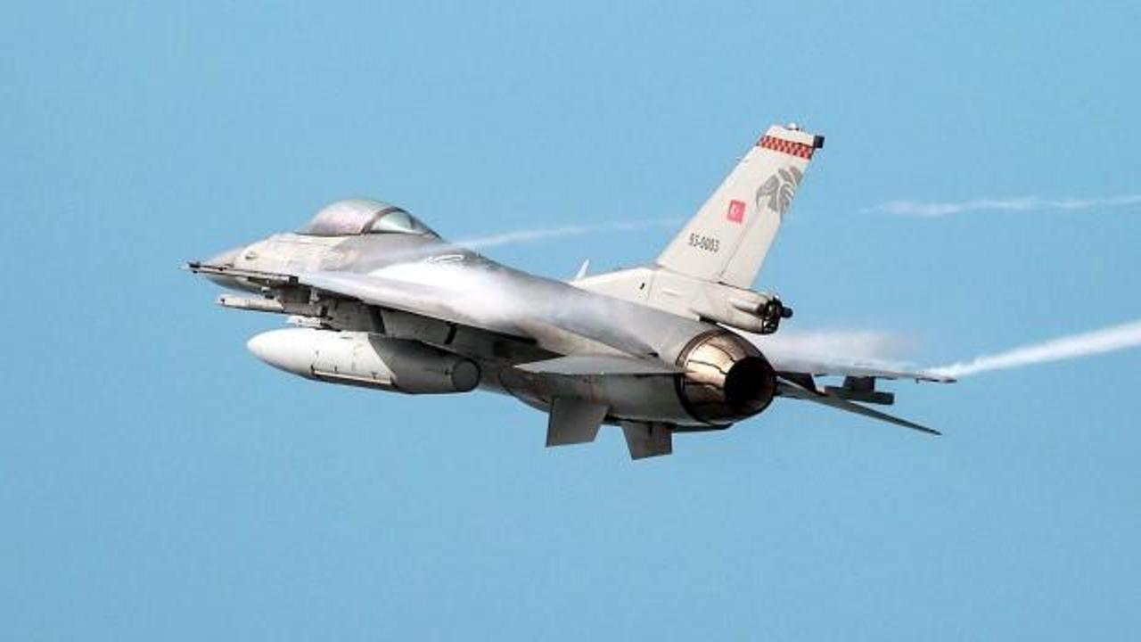 Türkiye, NATO'nun Geliştirilmiş Hava Polisliği görevine iki F-16 ile katıldı