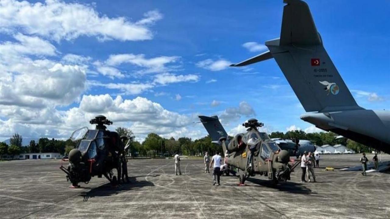 TUSAŞ iki helikopteri daha Filipinler'e teslim etti