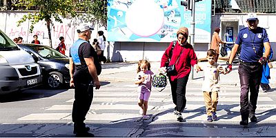 Ümraniye Belediyesi’nden öğrencilere güvenli okul yolu