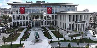 Yeni Belediye Binasında İlk Meclis Toplantısı