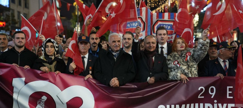 Ümraniye’de Cumhuriyet’in 102. Yılı Büyük Coşkuyla Kutlandı