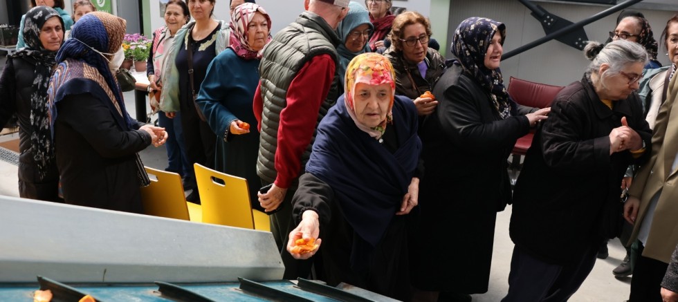 Ümraniye’de Hem Eğitim Hem Dayanışma